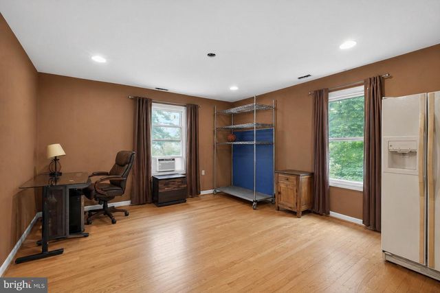 4516 YATES RD, Beltsville, MD 20705