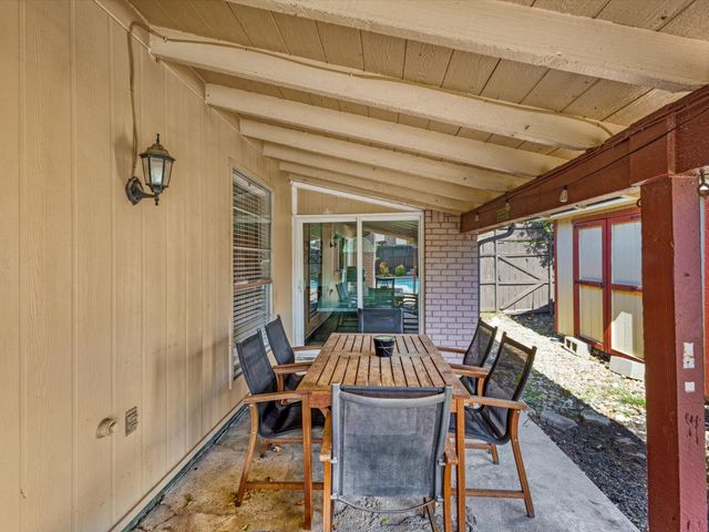5004 Crutchberry Place, The Colony, TX 75056