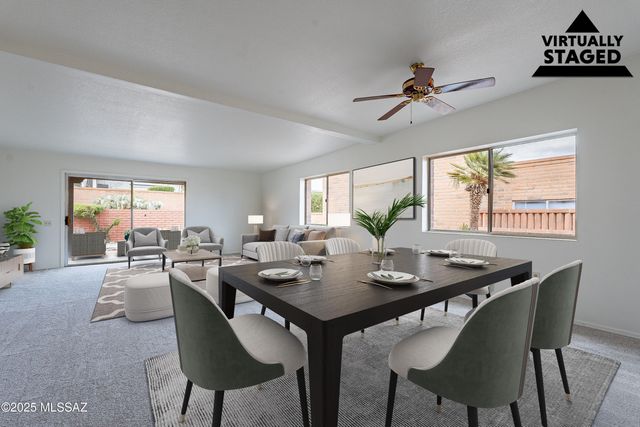 1594 W Calle Hacienda, Green Valley, AZ 85622