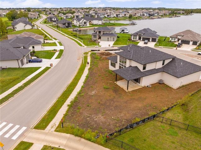 1401 Upton Court, Raymore, MO 64083