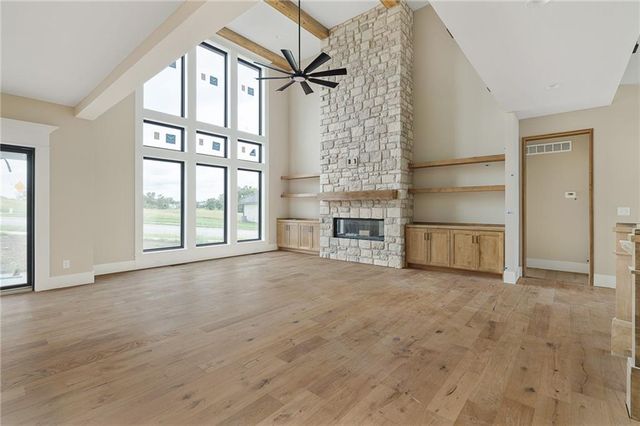 1401 Upton Court, Raymore, MO 64083