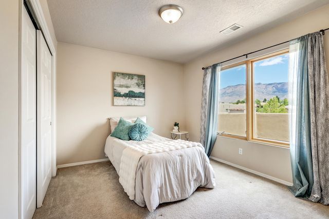 5201 Ancala Lane NE, Albuquerque, NM 87111