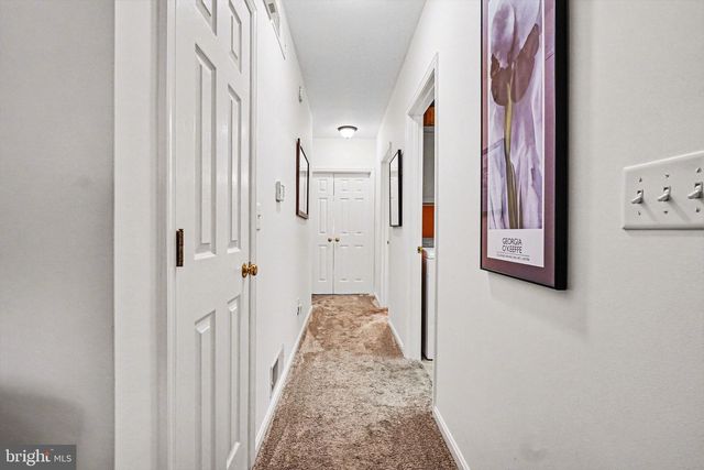 33 STERLING CT, Hershey, PA 17033