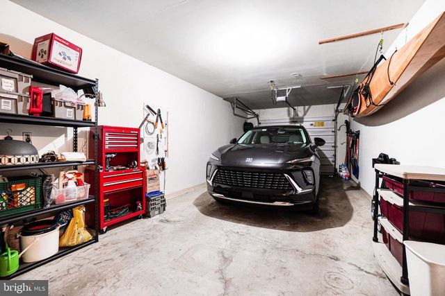 33 STERLING CT, Hershey, PA 17033