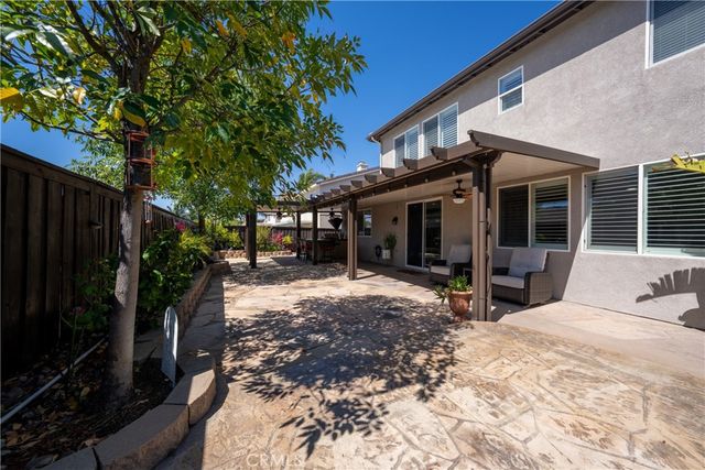 24037 Via Alisol, Murrieta, CA 92562