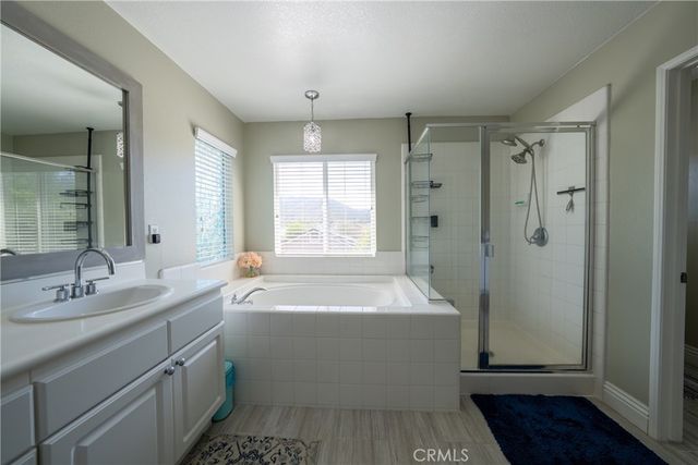 24037 Via Alisol, Murrieta, CA 92562