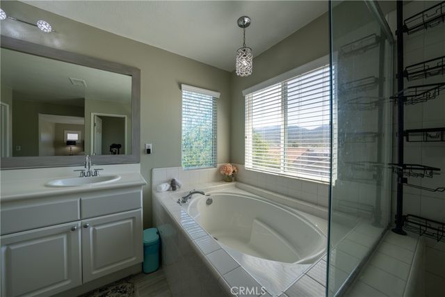 24037 Via Alisol, Murrieta, CA 92562