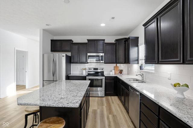 842 Declaration Drive, Pittsboro, IN 46167