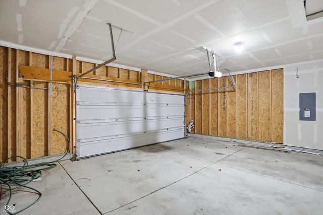 842 Declaration Drive, Pittsboro, IN 46167