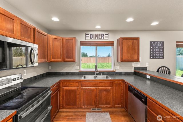 508 Stadium Court, Napavine, WA 98565