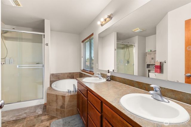 508 Stadium Court, Napavine, WA 98565