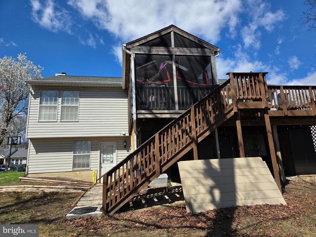 20580 TRIPLE CROWN CT, Ashburn, VA 20147