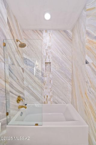 4140 N Pontatoc Road, Tucson, AZ 85718