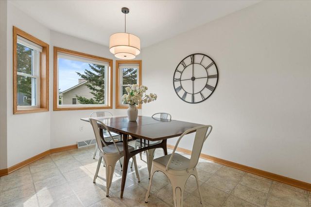 6413 Merganser DRIVE, Mount Pleasant, WI 53406