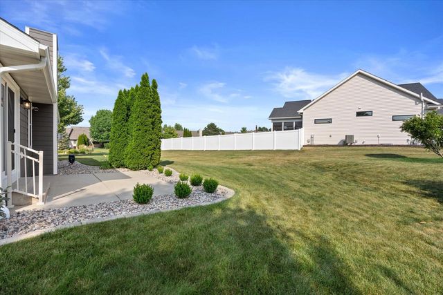 6413 Merganser DRIVE, Mount Pleasant, WI 53406