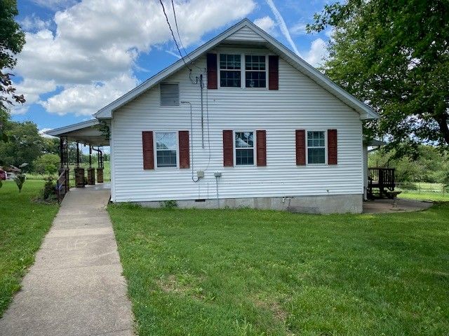 1076 Barrington Road, Tontitown, AR 72762