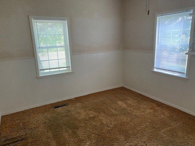 1076 Barrington Road, Tontitown, AR 72762