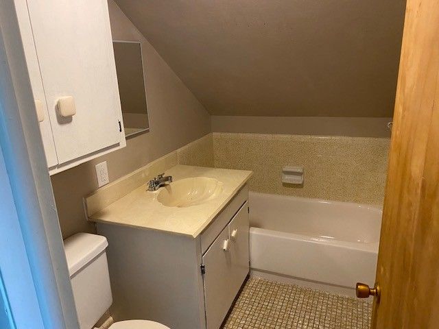 1076 Barrington Road, Tontitown, AR 72762