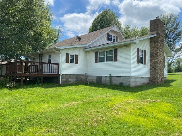 1076 Barrington Road, Tontitown, AR 72762