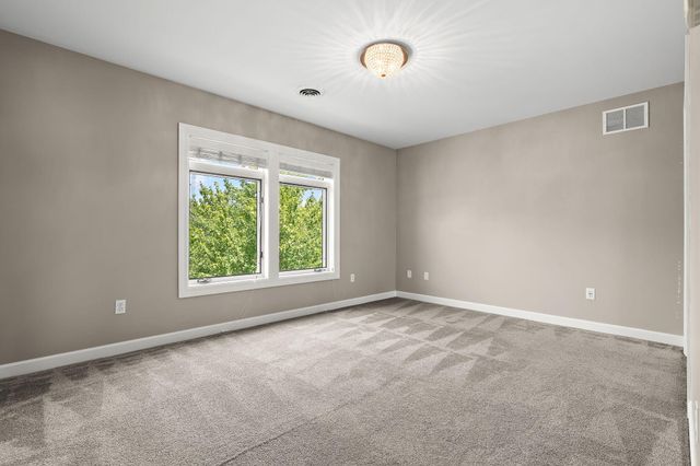 961 Monterey Drive, Chesterton, IN 46304