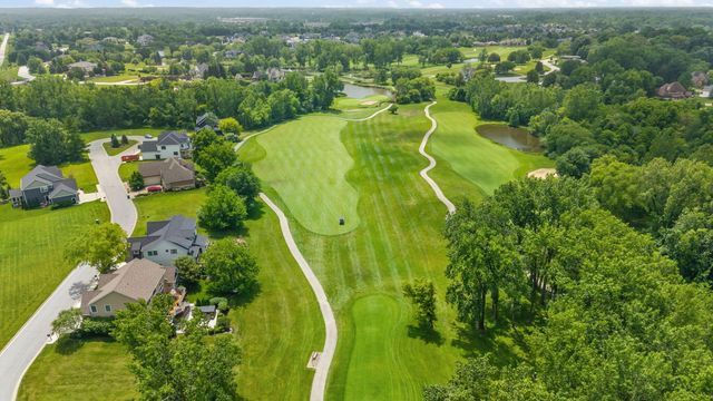 961 Monterey Drive, Chesterton, IN 46304