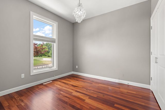 961 Monterey Drive, Chesterton, IN 46304