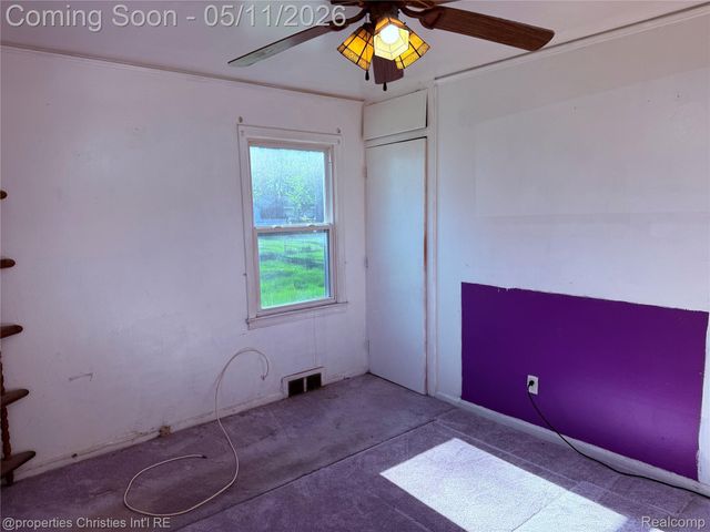 2000 Moorhouse Street, Ferndale, MI 48220