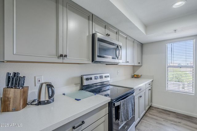 7510 E THOMAS Road 316, Scottsdale, AZ 85251