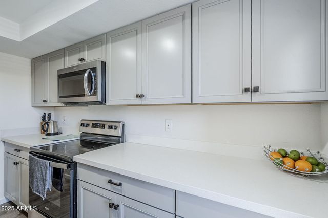 7510 E THOMAS Road 316, Scottsdale, AZ 85251