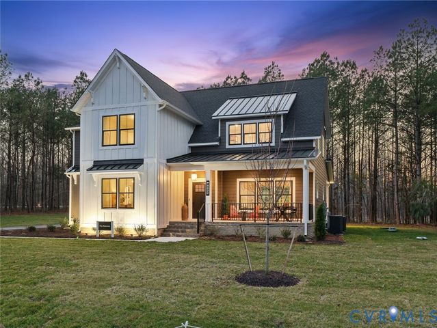 8632 Emily Jane Pl, Quinton, VA 23141