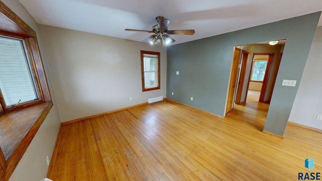1313 2nd St Street, Brookings, SD 57006