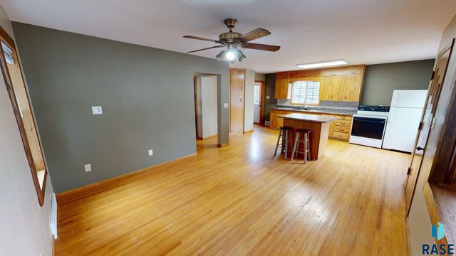 1313 2nd St Street, Brookings, SD 57006