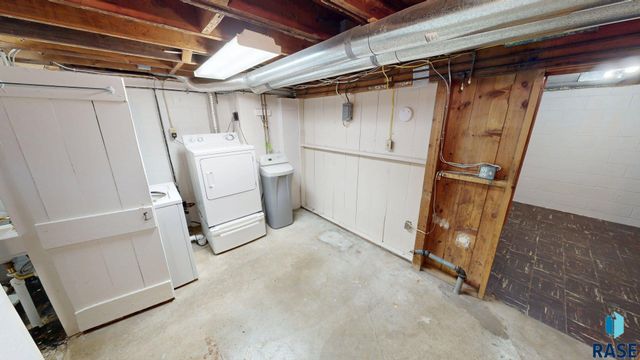1313 2nd St Street, Brookings, SD 57006