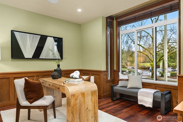 10702 35th Avenue NE, Seattle, WA 98125