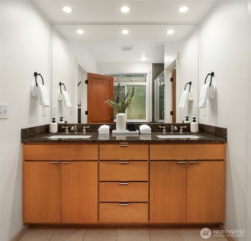 10702 35th Avenue NE, Seattle, WA 98125