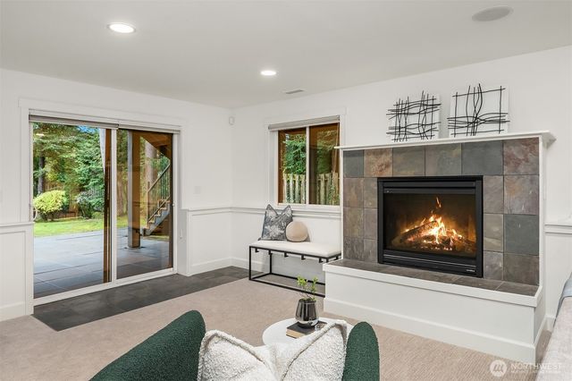 10702 35th Avenue NE, Seattle, WA 98125