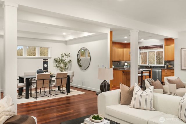 10702 35th Avenue NE, Seattle, WA 98125