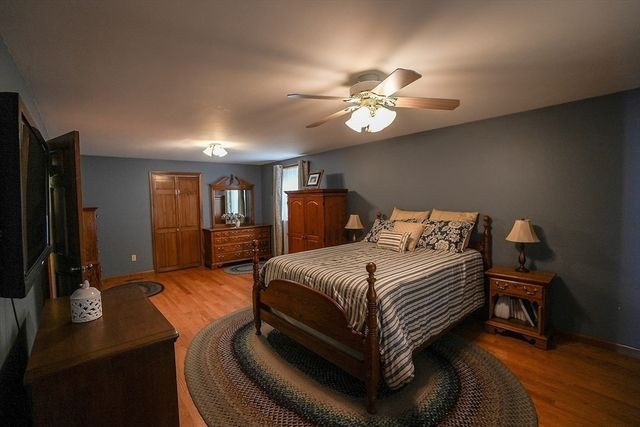 19 Rheault Cir, Leominster, MA 01453