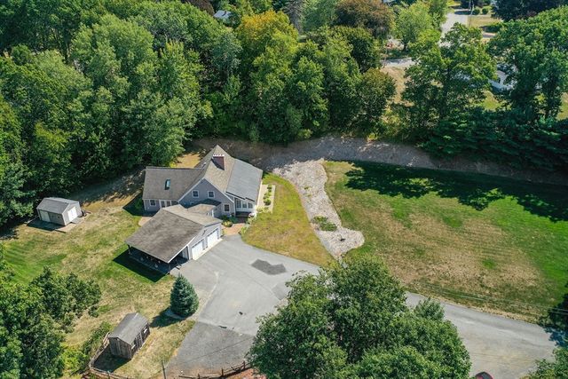 19 Rheault Cir, Leominster, MA 01453