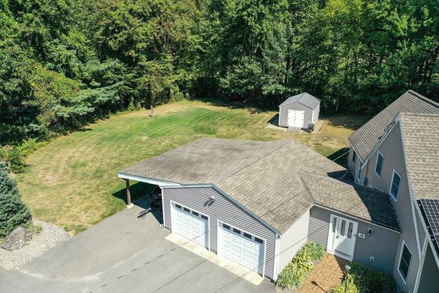 19 Rheault Cir, Leominster, MA 01453