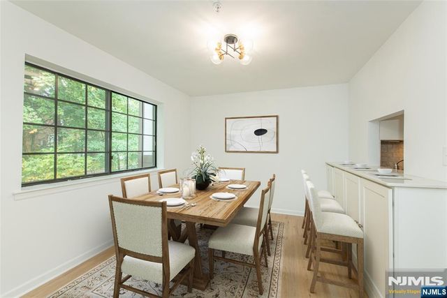 1102 Faulkner Court, Mahwah, NJ 07430