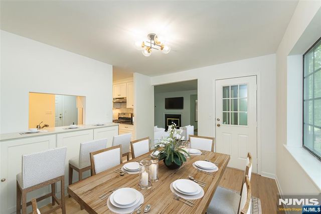 1102 Faulkner Court, Mahwah, NJ 07430
