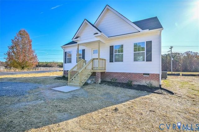27003 Slash Pine Cir, Ruther Glen, VA 22546