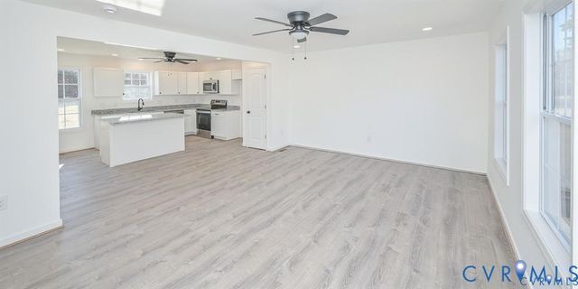 27003 Slash Pine Cir, Ruther Glen, VA 22546