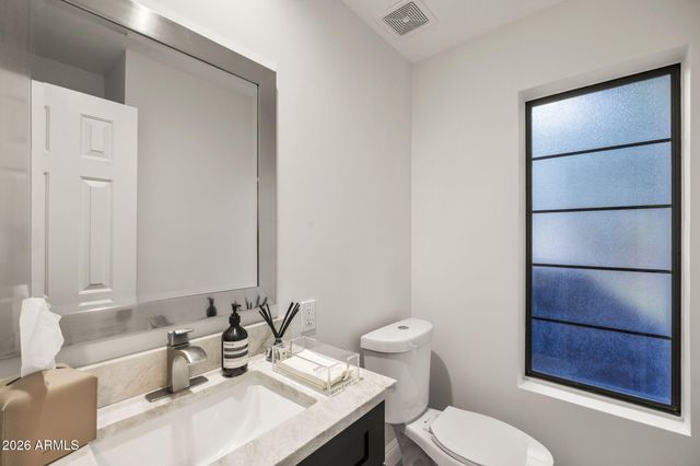 221 W MORTEN Avenue, Phoenix, AZ 85021