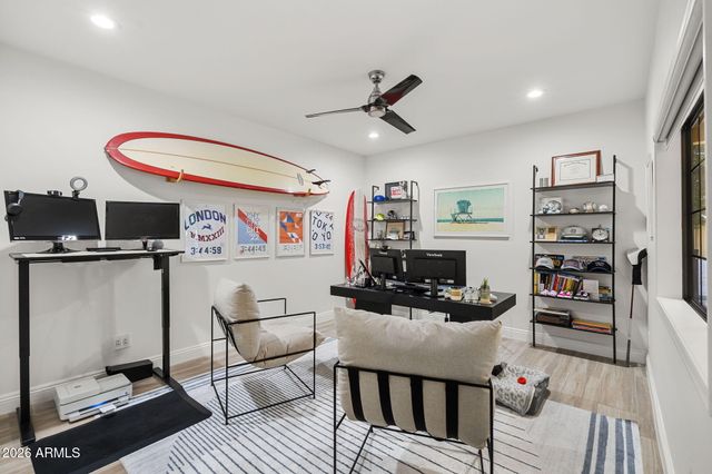 221 W MORTEN Avenue, Phoenix, AZ 85021