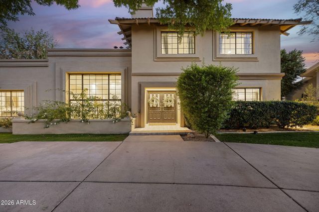 221 W MORTEN Avenue, Phoenix, AZ 85021