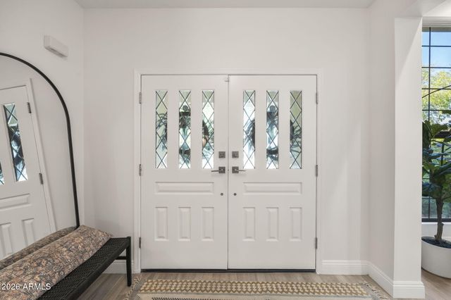 221 W MORTEN Avenue, Phoenix, AZ 85021