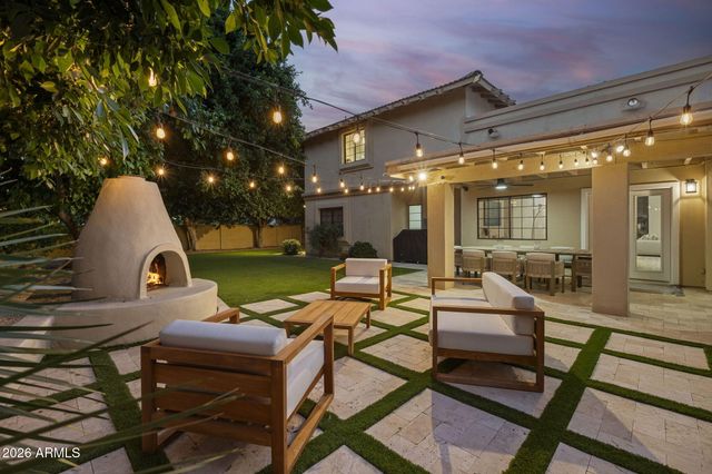 221 W MORTEN Avenue, Phoenix, AZ 85021