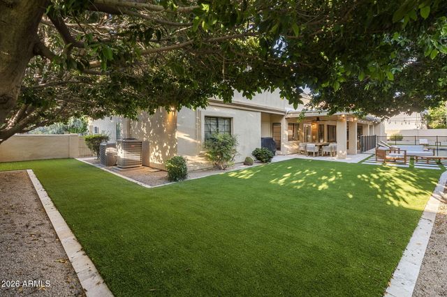 221 W MORTEN Avenue, Phoenix, AZ 85021